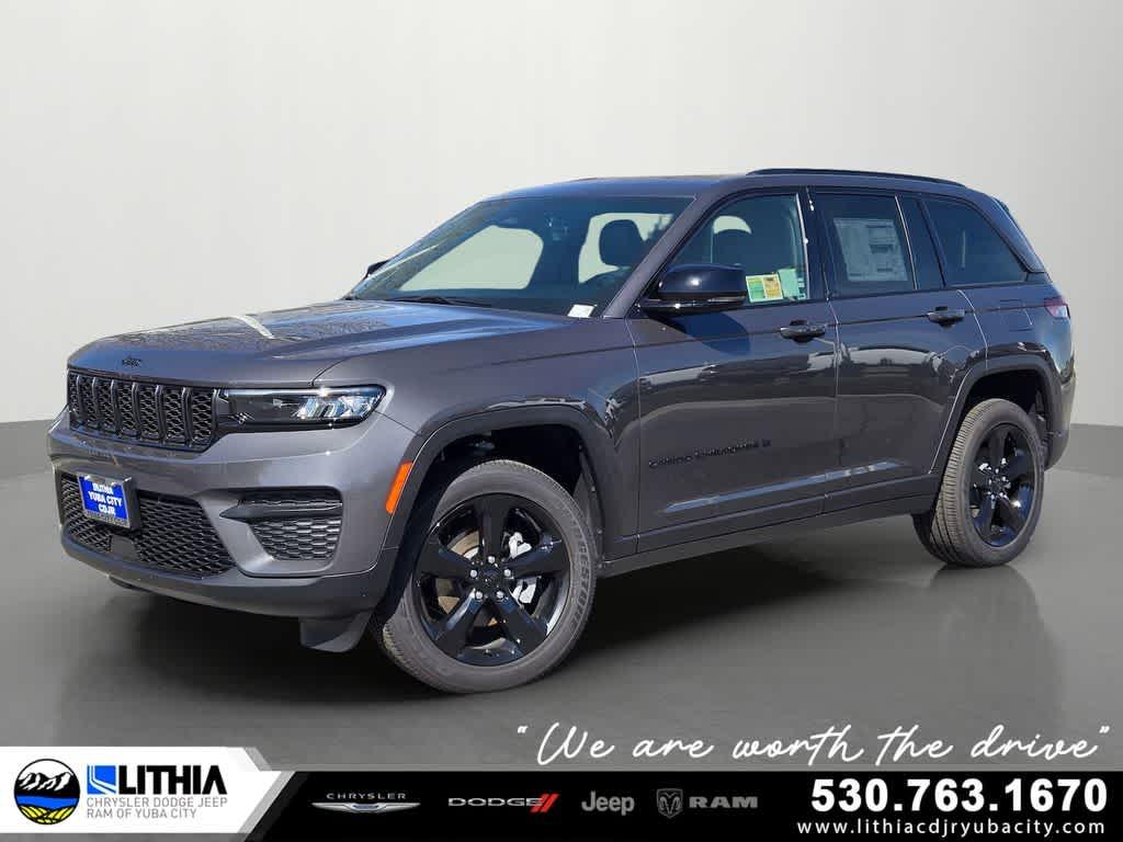 New 2025 Jeep Grand Cherokee Laredo
