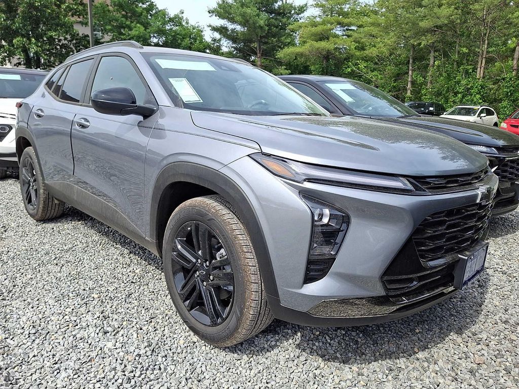 New 2026 Chevrolet Trax FWD ACTIV