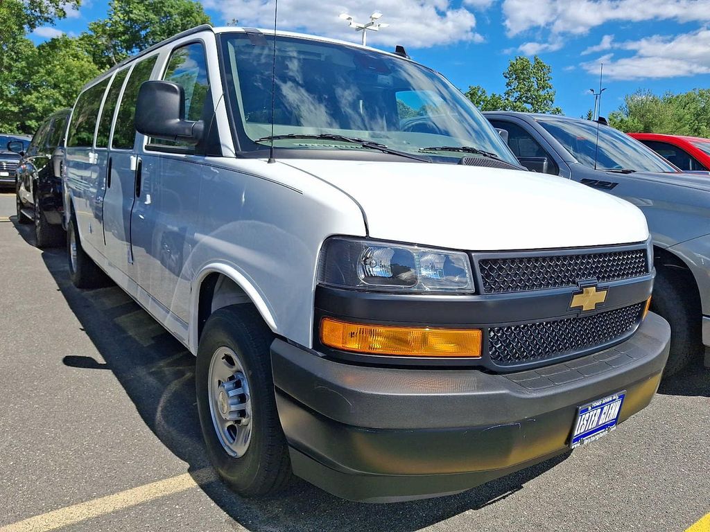 New 2026 Chevrolet Express 3500 3500 Extended Wheelbase, LS, RWD