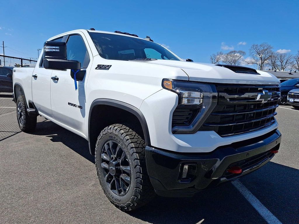 New 2026 Chevrolet Silverado 2500 LT