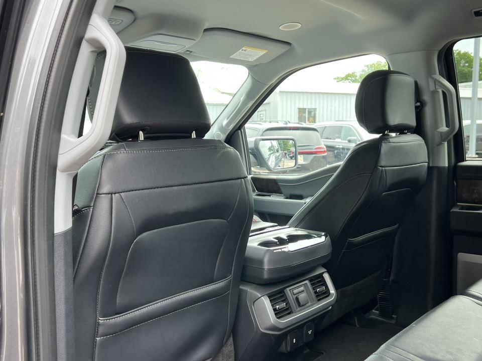 صورة مصغرة 36 لـ 2023 FORD F-150 LARIAT