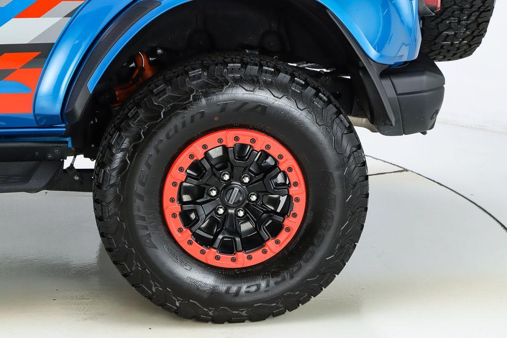 FORD BRONCO - 10