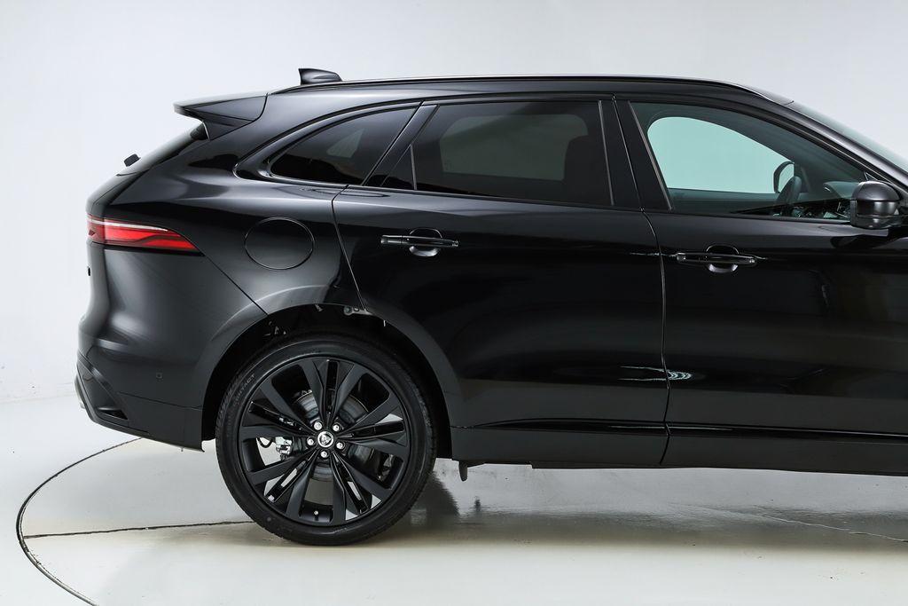 صورة مصغرة 12 لـ 2026 Jaguar F-PACE P400 R-DYNAMIC S