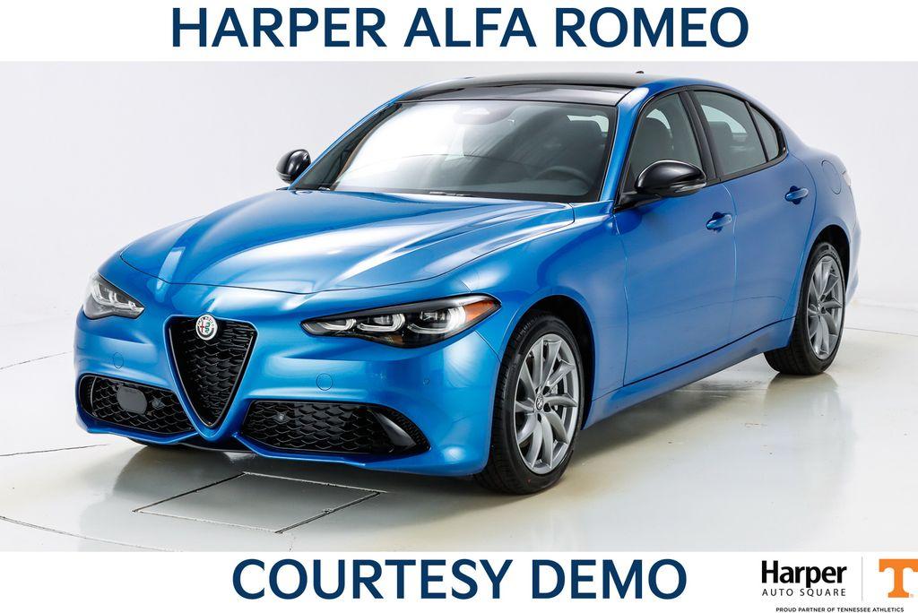 New 2025 Alfa Romeo Giulia Base