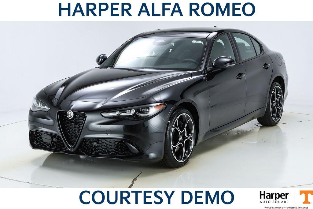 New 2025 Alfa Romeo Giulia Base