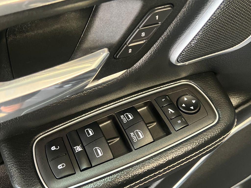 2023 RAM 1500 LARAMIE — миниатюра 37