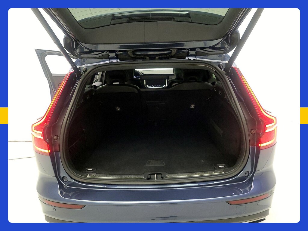 صورة مصغرة 25 لـ 2020 Volvo V60 CROSS COUNTRY T5