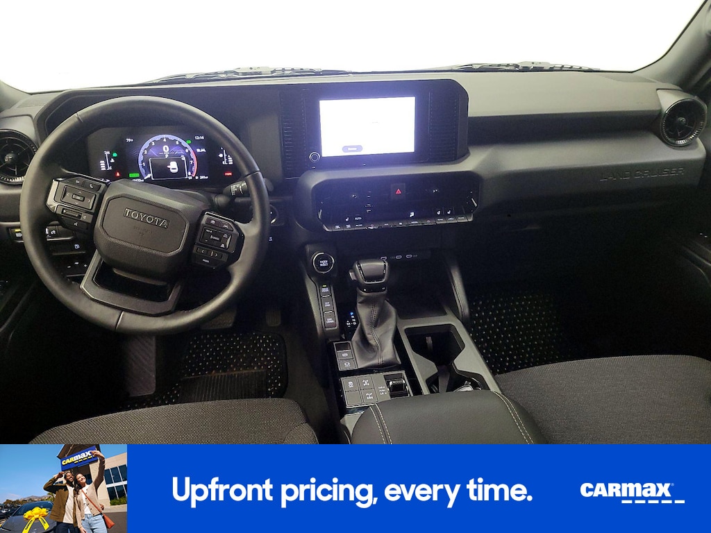 TOYOTA LAND CRUISER - 10