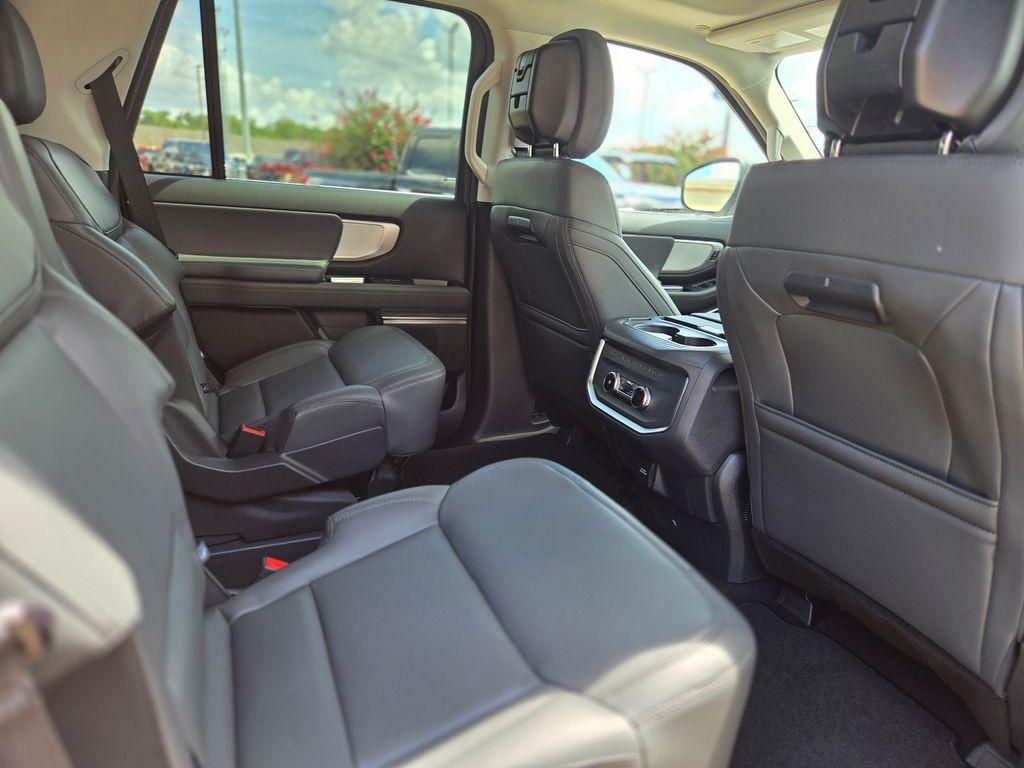 صورة مصغرة 11 لـ 2027 FORD EXPEDITION ACTIVE