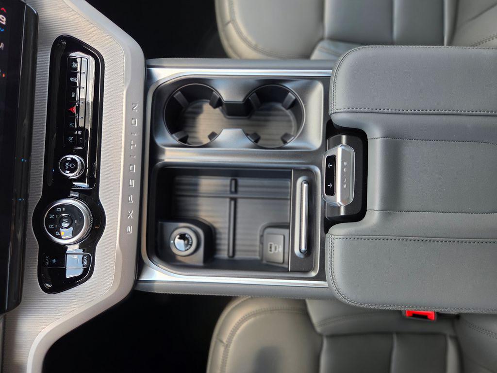 صورة مصغرة 31 لـ 2027 FORD EXPEDITION ACTIVE