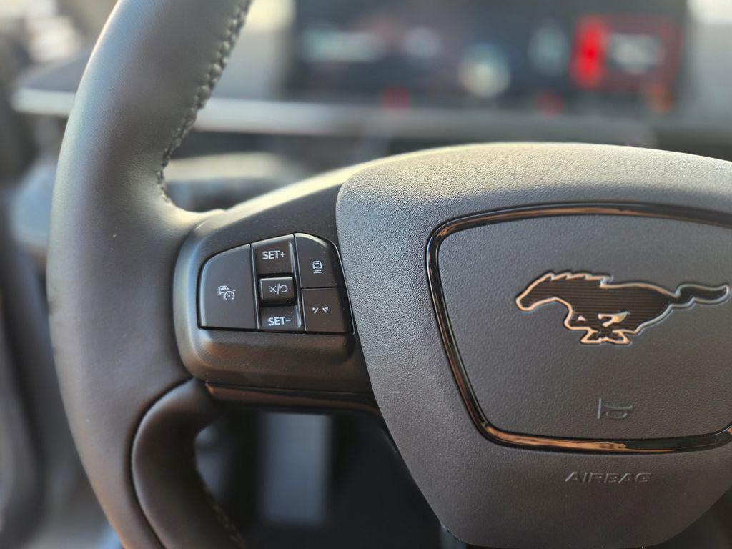 2026 FORD MUSTANG MACH-E PREMIUM — миниатюра 18