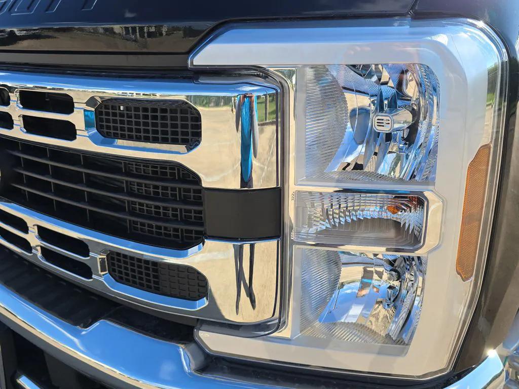 صورة مصغرة 26 لـ 2026 FORD F-250 XLT