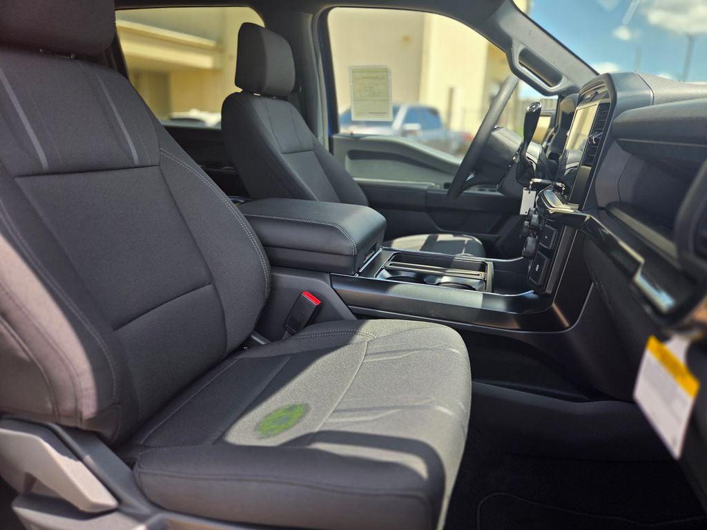 صورة 10 لـ 2026 FORD F-150 STX