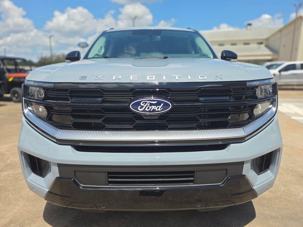 2027 FORD EXPEDITION PLATINUM — фото 2