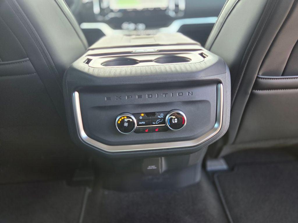 2026 FORD EXPEDITION PLATINUM — миниатюра 12