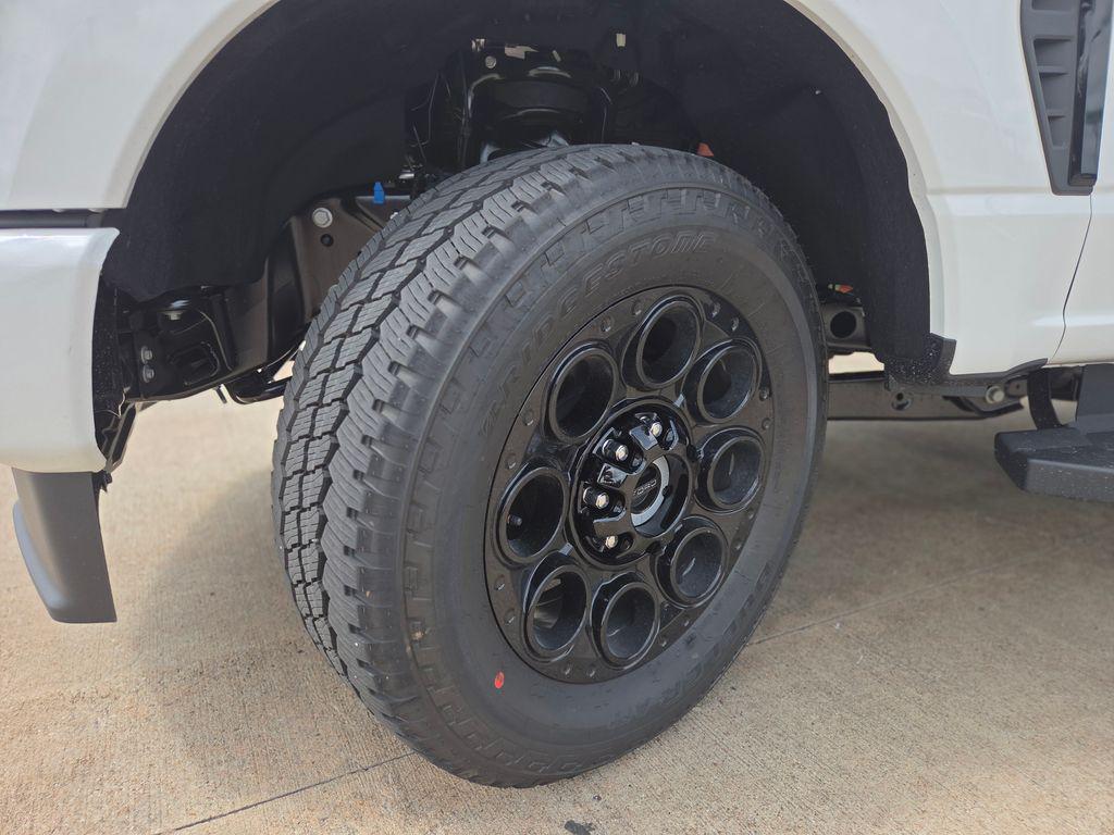 2026 FORD F-250 LARIAT — миниатюра 31