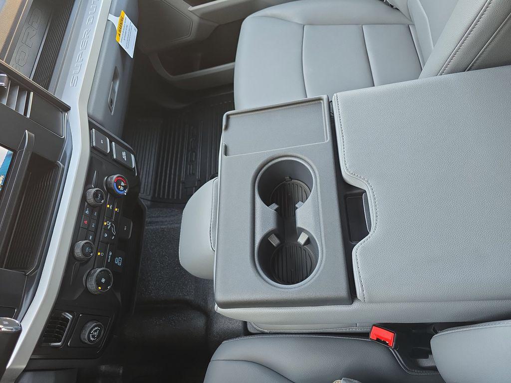 2026 FORD F-350 XL — миниатюра 23