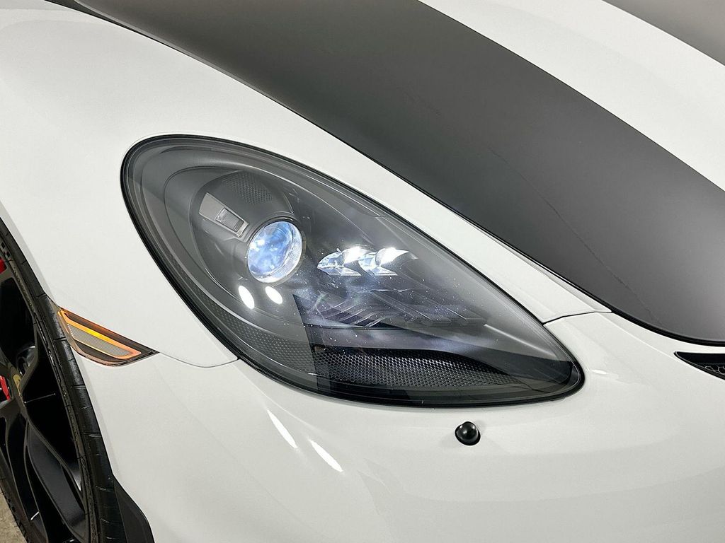 صورة 9 لـ 2020 Porsche 718 SPYDER BASE