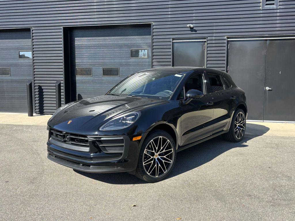 New 2026 Porsche Macan Macan