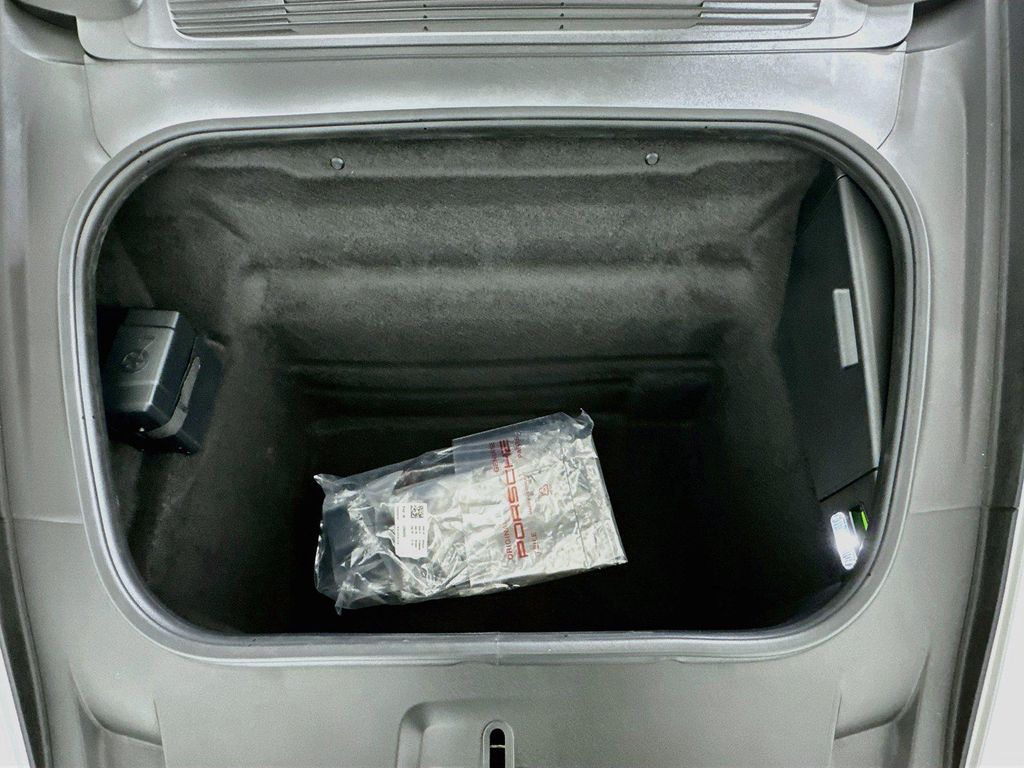 2025 Porsche 911 911 CARRERA S 缩略图 38
