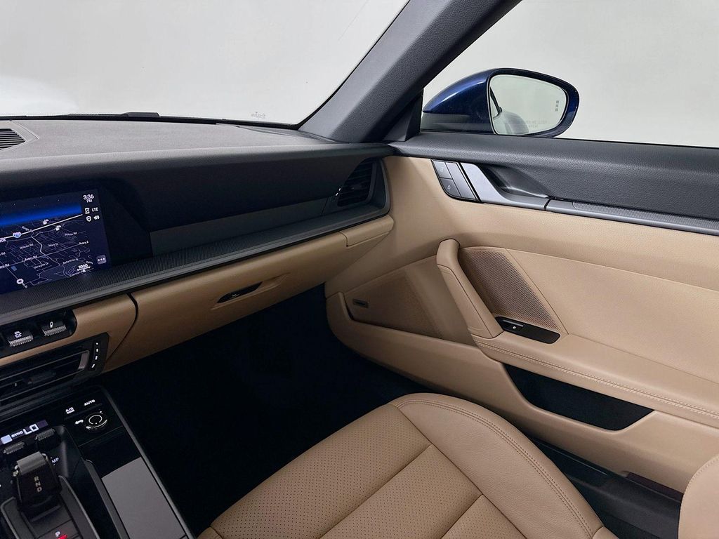 2022 Porsche 911 CARRERA — миниатюра 23