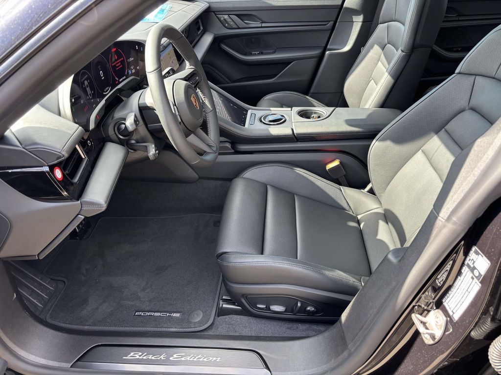 2026 Porsche TAYCAN 4 缩略图 15