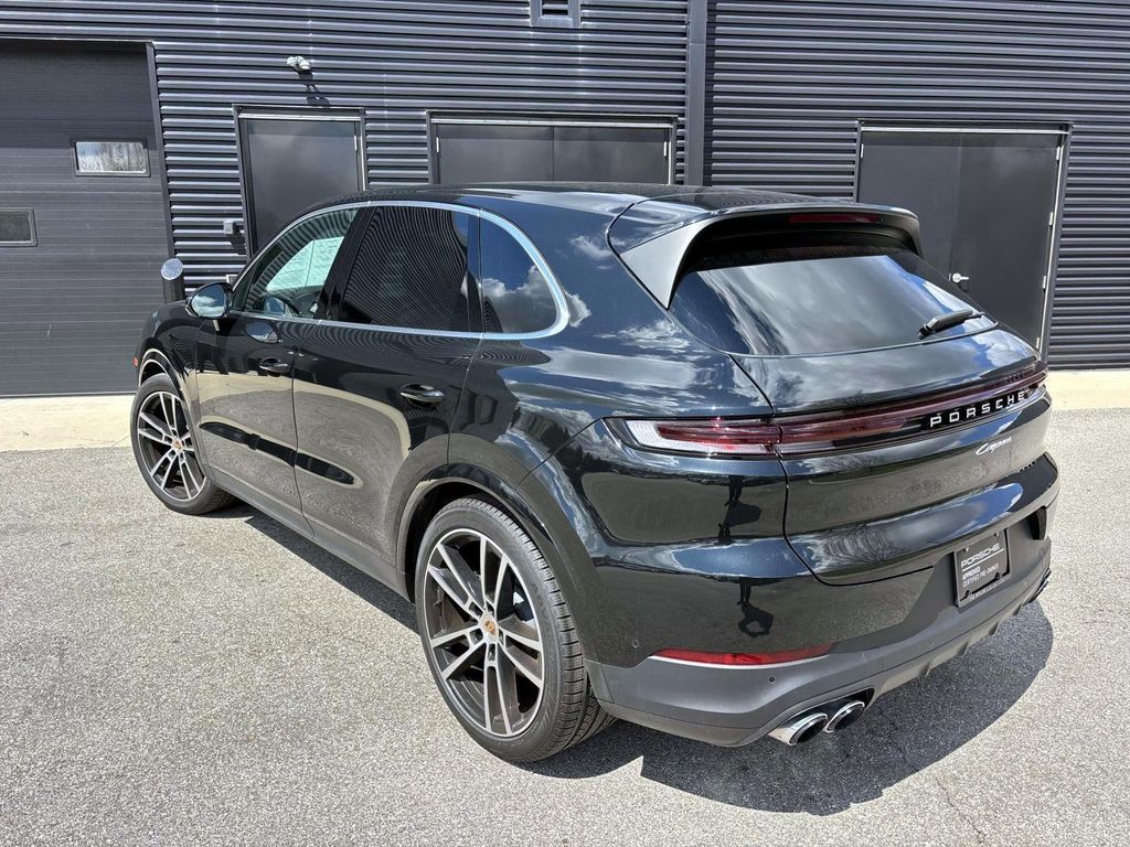 PORSCHE CAYENNE - 3