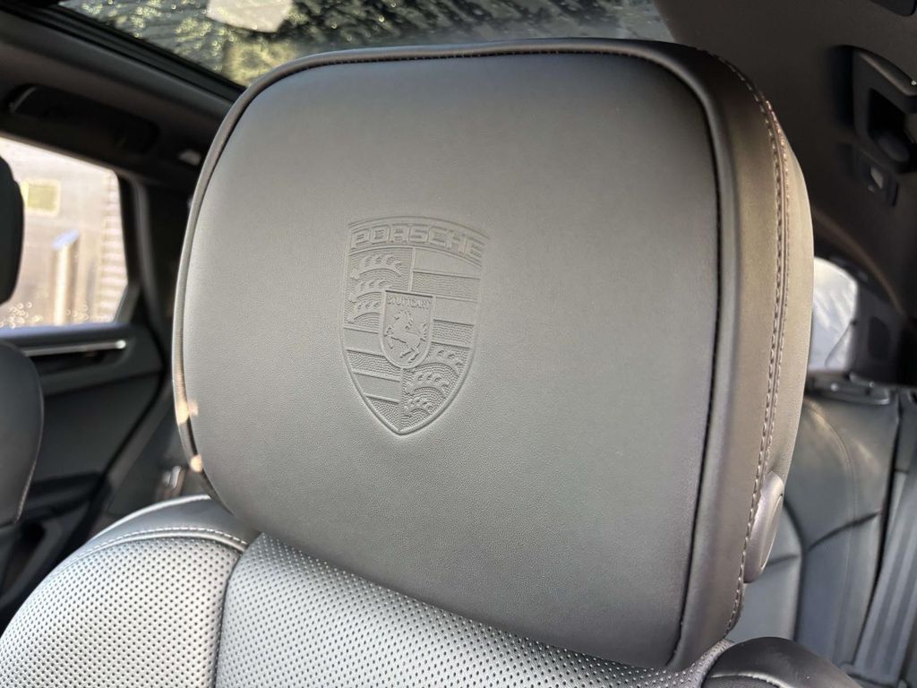 صورة مصغرة 17 لـ 2026 Porsche MACAN