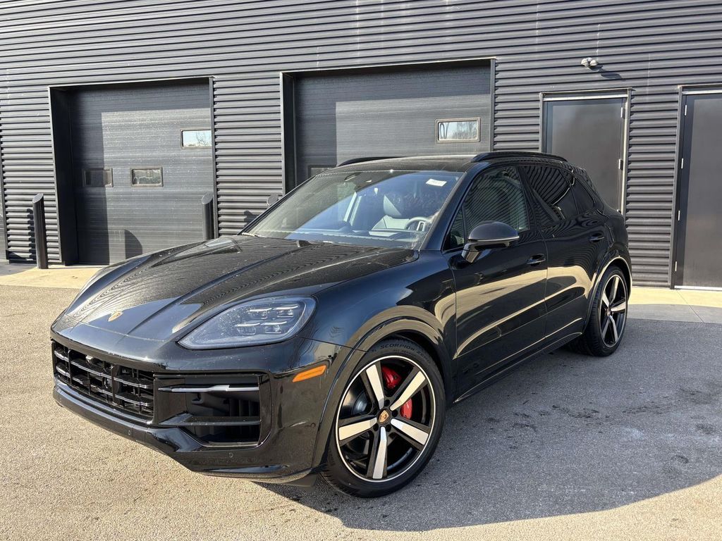New 2026 Porsche Cayenne GTS
