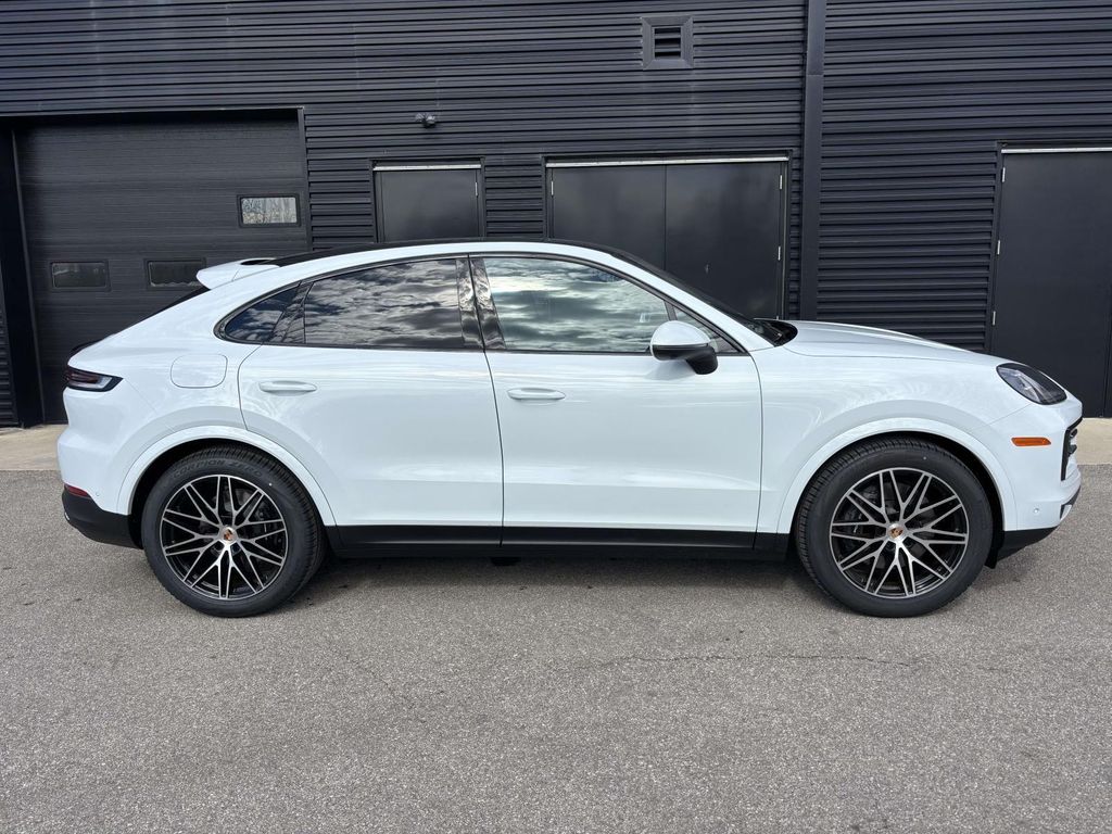 PORSCHE CAYENNE - 8