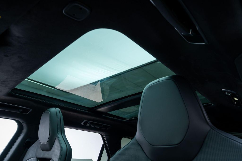 صورة مصغرة 19 لـ 2024 LAND Rover RANGE ROVER SPORT SV EDITION ONE OBSIDIAN BLACK