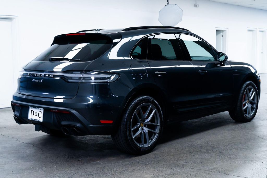 2024 Porsche MACAN MACAN SPORT EDITION — фото 6