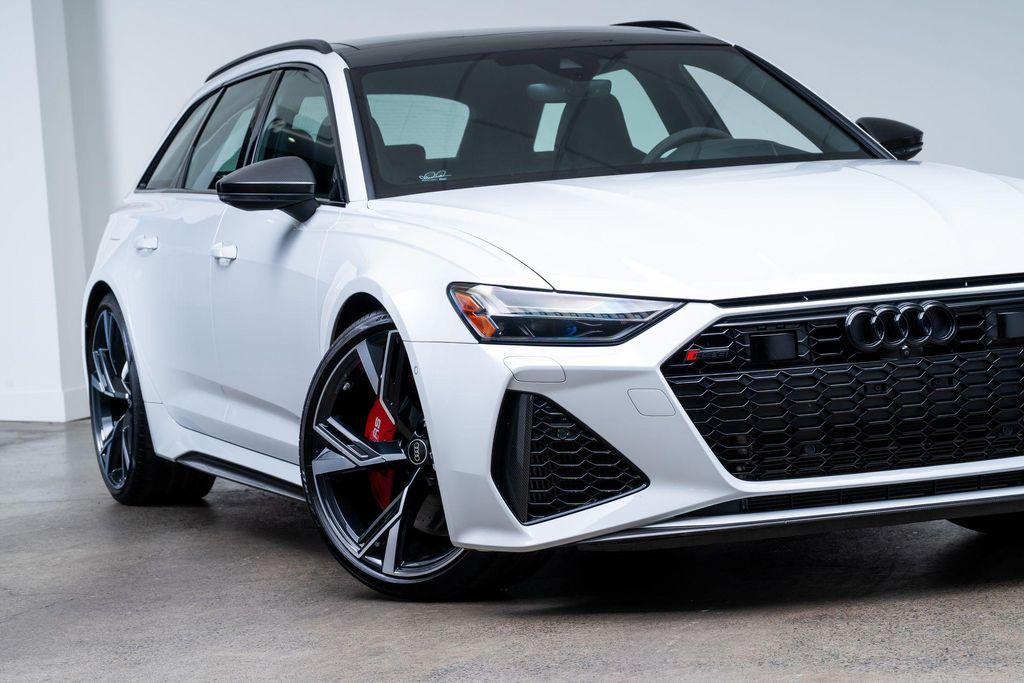 2022 AUDI RS 6 AVANT 4.0T 照片 2