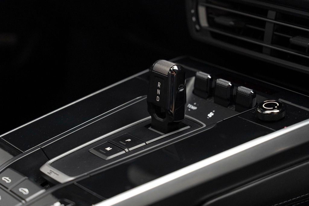 صورة مصغرة 50 لـ 2021 Porsche 911 TURBO