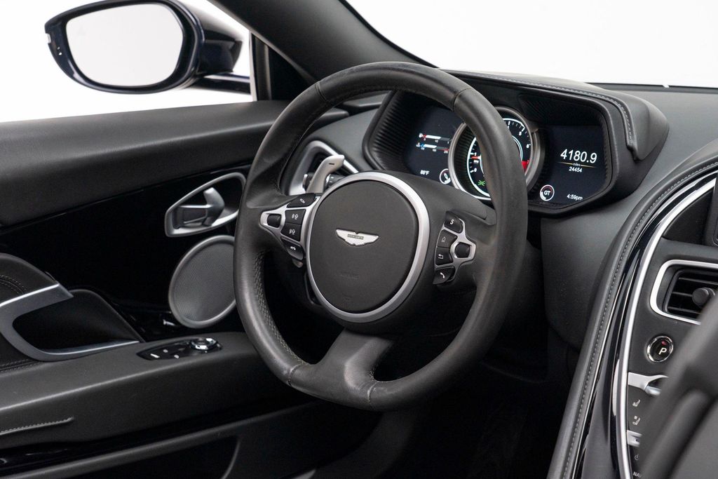 2020 Aston Martin DB11 VOLANTE 照片 38