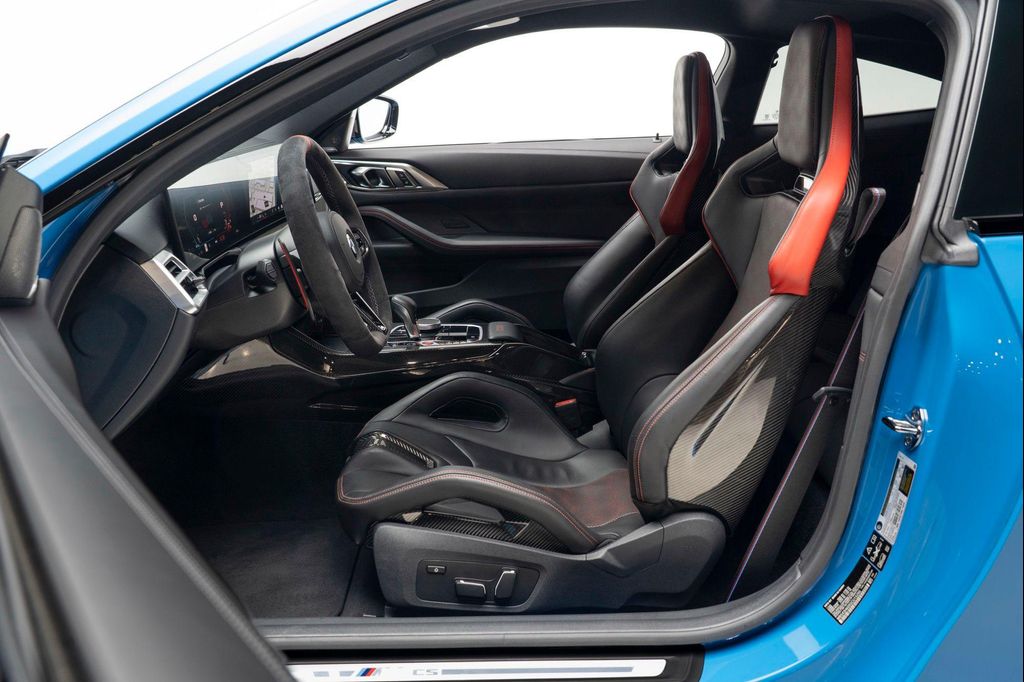 صورة مصغرة 18 لـ 2025 BMW M4 BASE