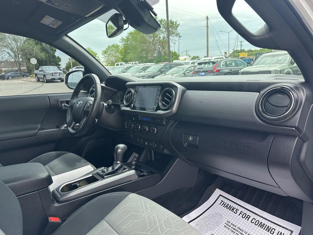 2022 Toyota TACOMA TRD SPORT 缩略图 32