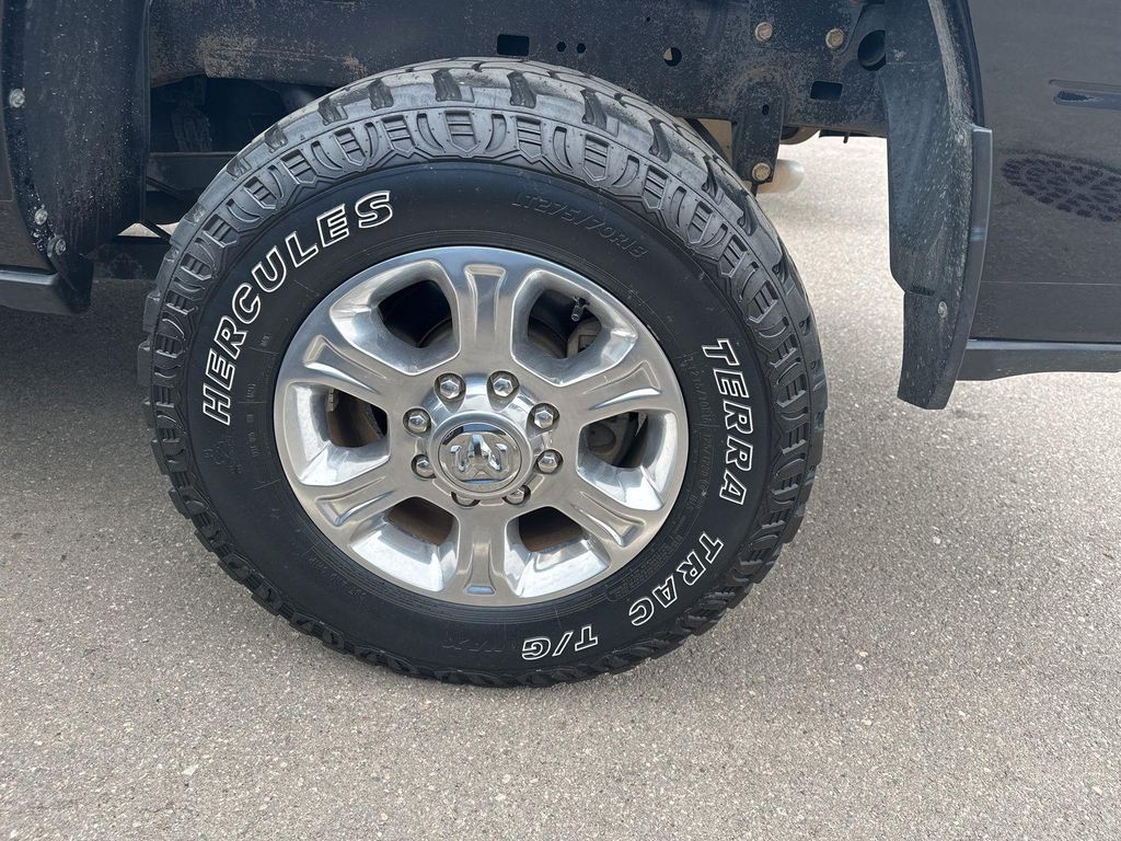 2022 RAM 2500 BIG HORN CREW CAB 4X4 6'4' BOX photo 10