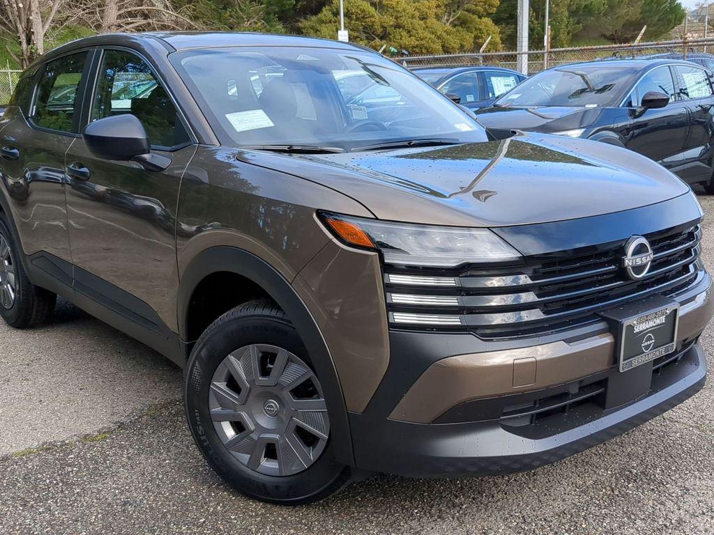 New 2026 Nissan Kicks S