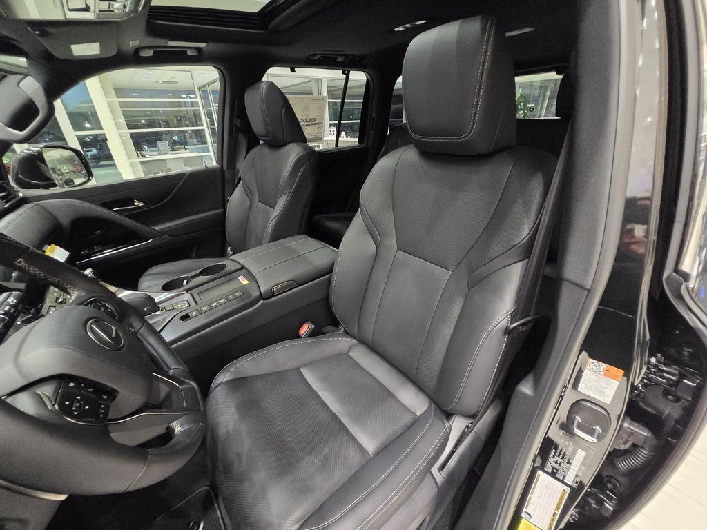 صورة مصغرة 15 لـ 2026 Lexus LX 700H LUXURY