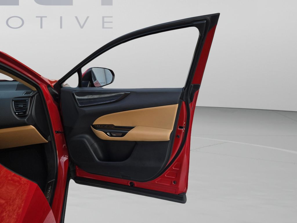 صورة مصغرة 23 لـ 2025 Lexus NX 250 PREMIUM