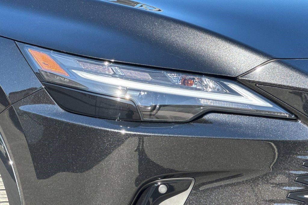 صورة مصغرة 12 لـ 2026 Lexus RX 350 PREMIUM