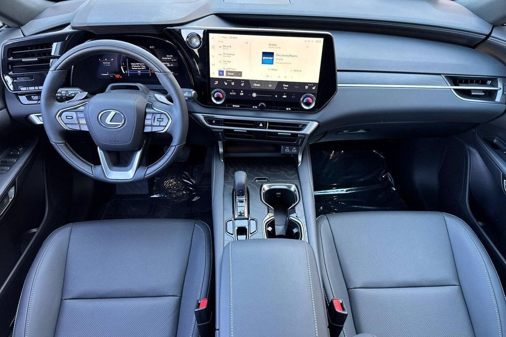 صورة مصغرة 15 لـ 2026 Lexus RX 350 PREMIUM