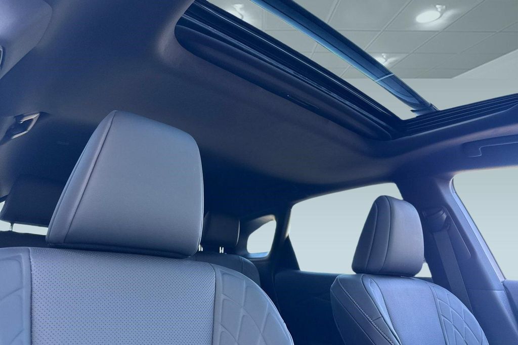 صورة مصغرة 22 لـ 2026 Lexus RX 350 PREMIUM