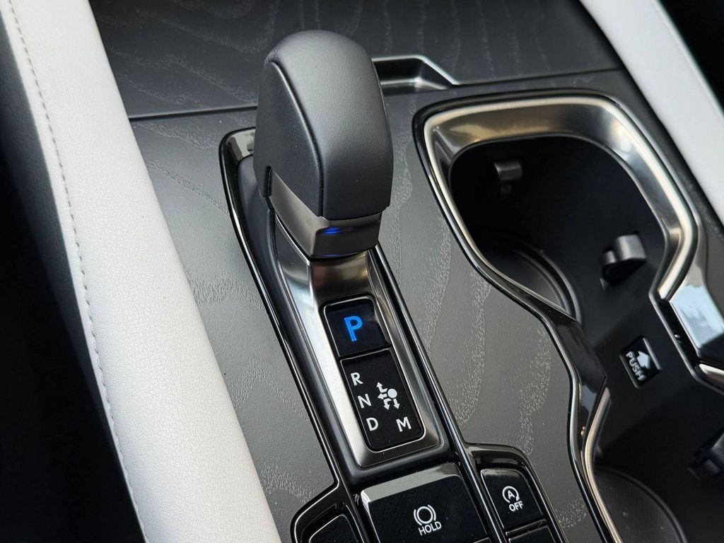 صورة مصغرة 18 لـ 2026 Lexus RX 350 PREMIUM