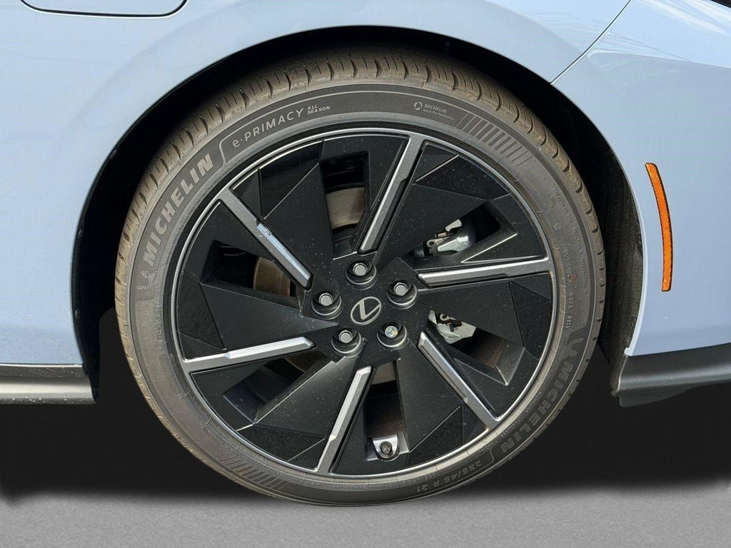 صورة مصغرة 13 لـ 2026 Lexus ES 500E PREMIUM AWD