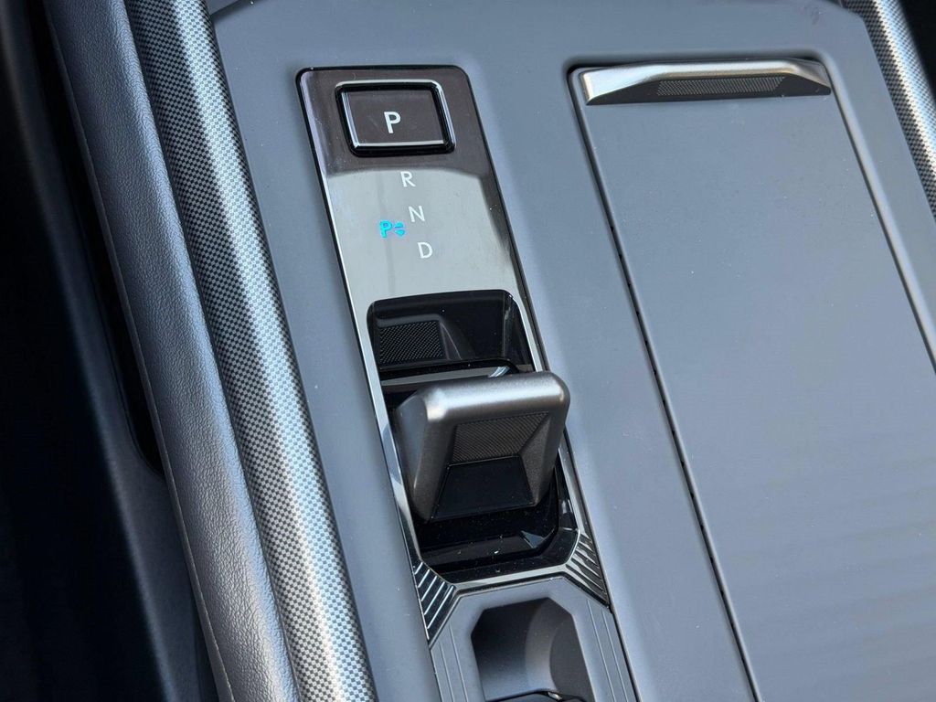 صورة مصغرة 21 لـ 2026 Lexus ES 500E PREMIUM AWD