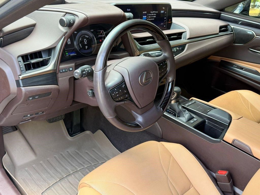 2021 Lexus ES 300H ULTRA LUXURY — фото 4