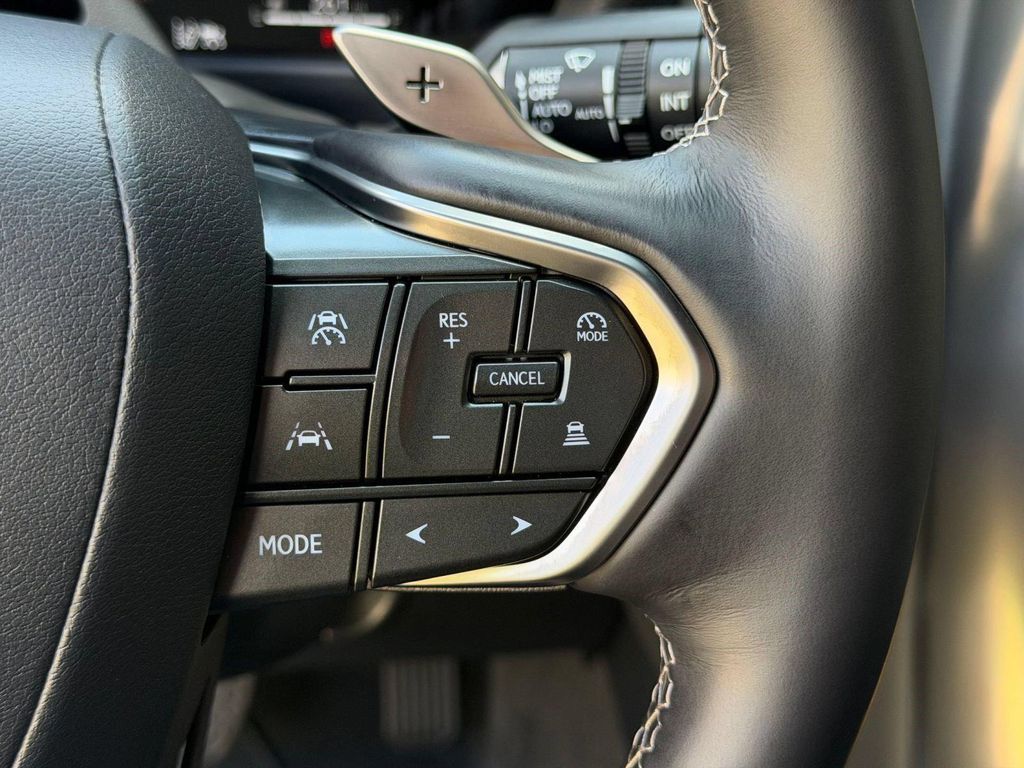 2026 Lexus LX 700H OVERTRAIL — миниатюра 17