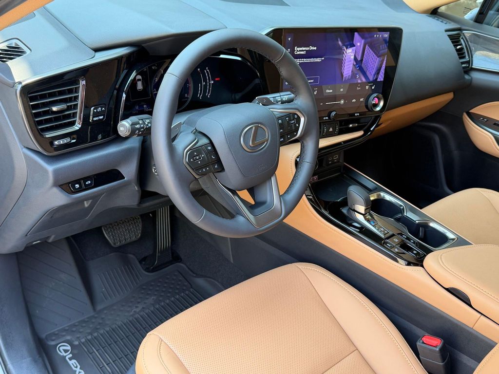 صورة 4 لـ 2026 Lexus NX 350 PREMIUM